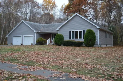 24 Windwood Drive 1