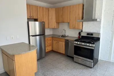8 Boston St #3