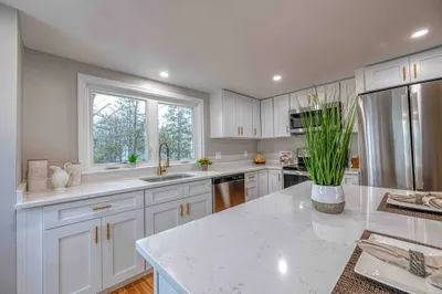 85 Levin Rd