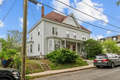 1008 Essex Street #1008 1