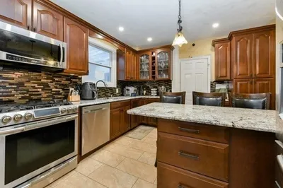 445 Lynn St #SF 1