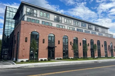 80 Bridge St #104 1