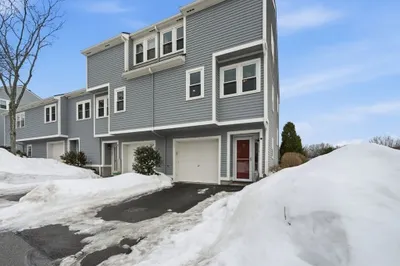 8 Russell Dr #7D 1