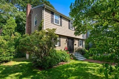 251 Sylvia Steet St 1
