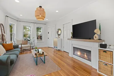 29 Mansfield Street #1
