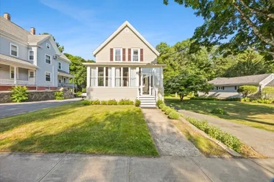 32 Seaver Street 1
