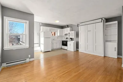 34 Washington St #3B
