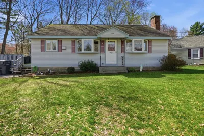 3 Amherst St
