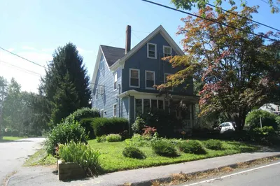 12 Pinehill St 1