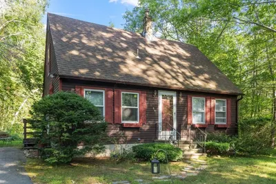 36 Doyle Ave