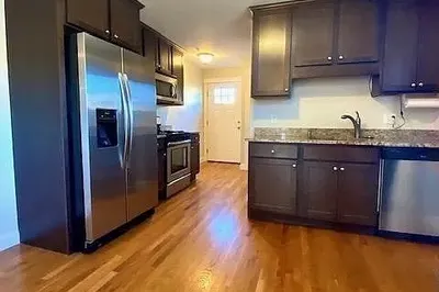 349 Somerville Ave #3 1