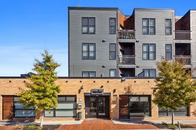 305 Webster Ave #101