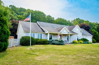 48 & 50 N Longyard Road 1