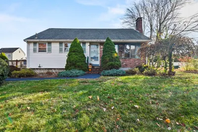 15 Colleen Drive