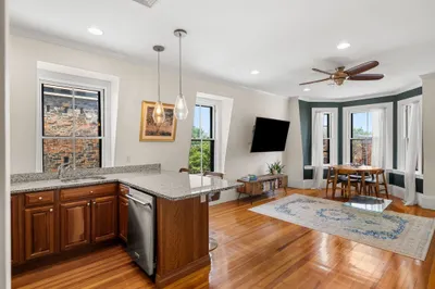 400 Broadway #7 1