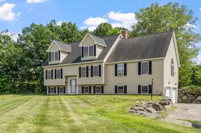 140 Chace Hill Rd