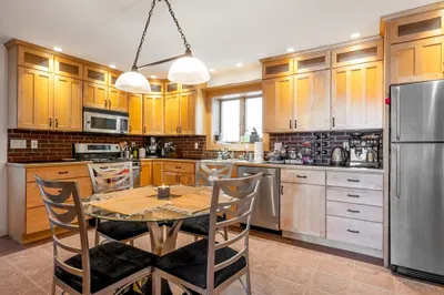 275 Hurley Street #1