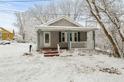 98 Greylock Terrace 1