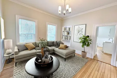 119 Webster St #2