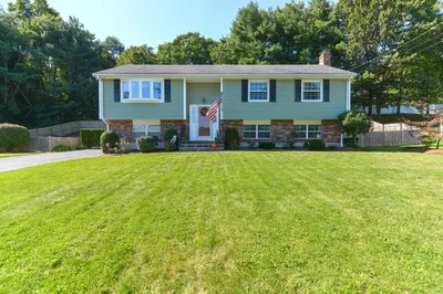 160 Charles Cir 1