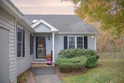 42 Country Squire Rd #42 1