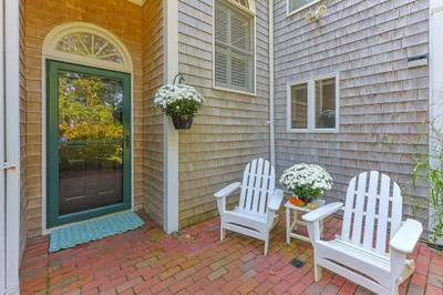 114 Tupper Rd #4B 1