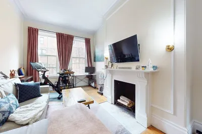 172 Marlborough St #2R