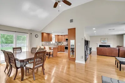 7 Liana St 1