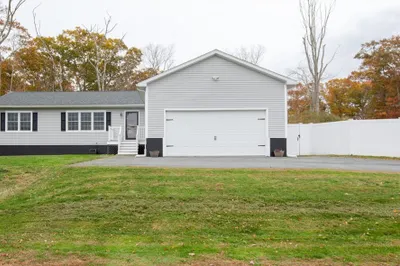 33 Rhinecliffe Road 1