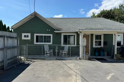 1023 Main Rd