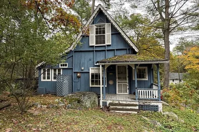 93 Laurel Park #93 1