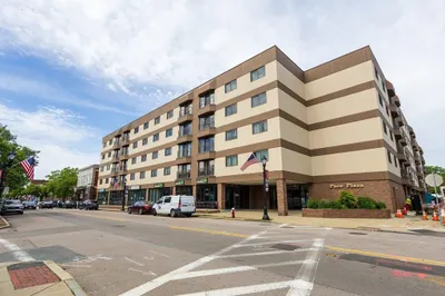 68 North Washington St #506 1