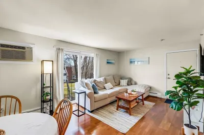 4 Birchwood Pt #304 1