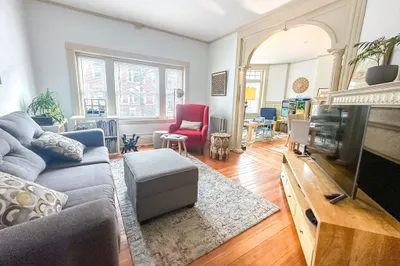 3 Strathmore Rd #1