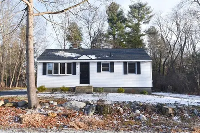 284 Rangeway Rd