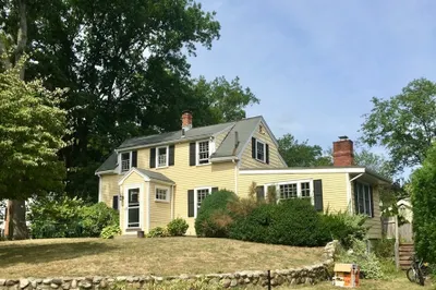 13 Cloutmans Lane