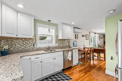 59 Wapping Rd 1