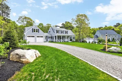 100 Spy Glass Hill Rd 1