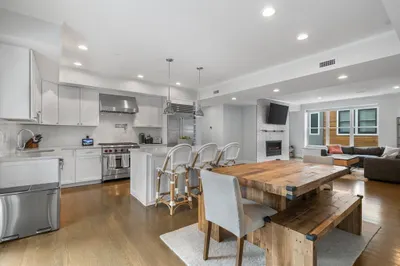 260 Gold Street #201