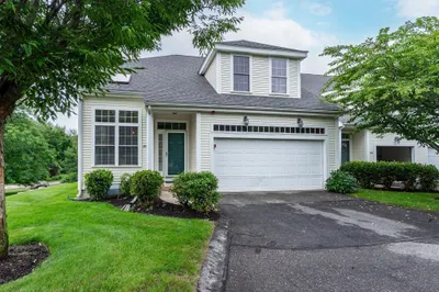 4 Kingson Ln #1 1