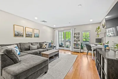 501 Commerce Drive #3-208