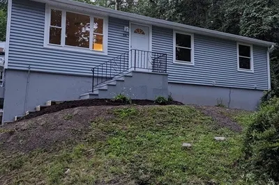 54 Old Southbridge Rd