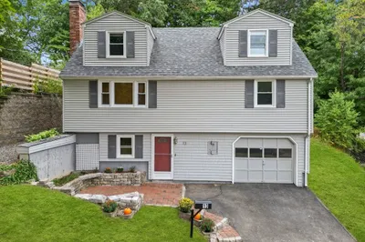 13 Western Ave