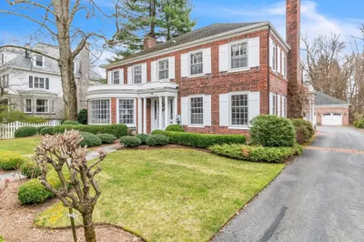 33 Forest Glen Road 1
