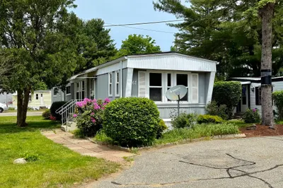 735 Memorial Dr #67 1