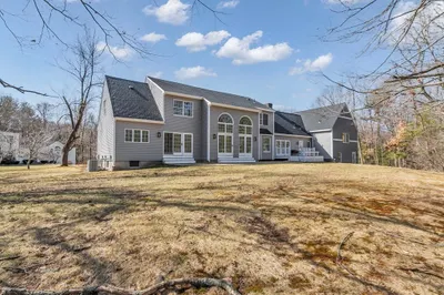 30 Anne Rd 1