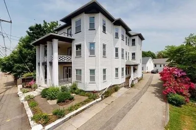 8-8r Prospect St #2 1