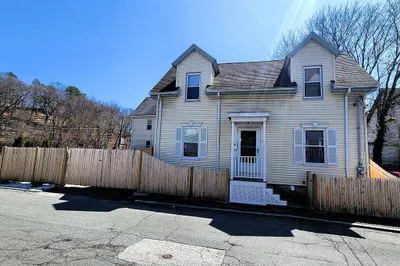 21 Blanchard St 1