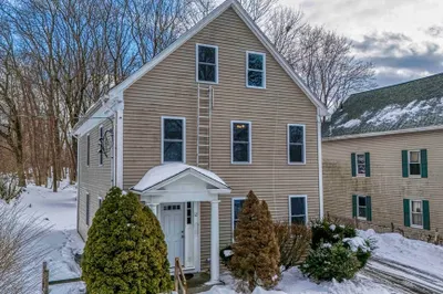 12 Beacon St 1