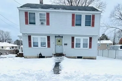 60 Marshall Ave 1